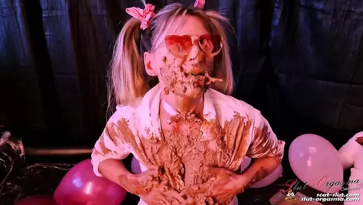 SlutOrgasma - Cum and play with me in shit