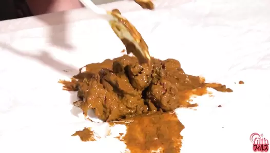 DLFF-615 04 "Please look at my poop."