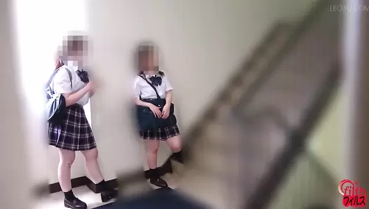 DLFF-584 02 Schoolgirls and their shameful smell! Panicky shit leaking in the car!