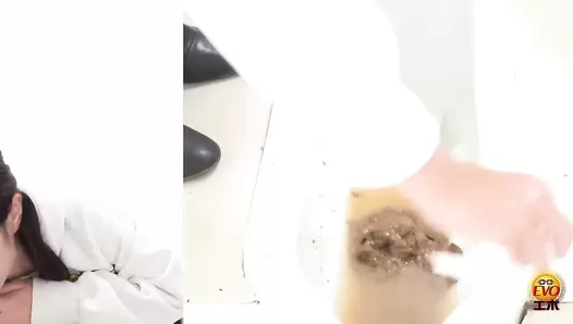 DLEE-465 02 Toilet voyeur: anal opening diarrhea stool shows all things in the intestines