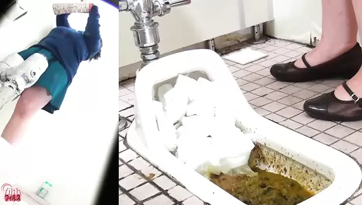 FF-260 02 Clogged public toilet peeping. Triple screen view, JAV Collection, FF-260 02 Clogged public toilet peeping. Triple screen view, JAV Collection,