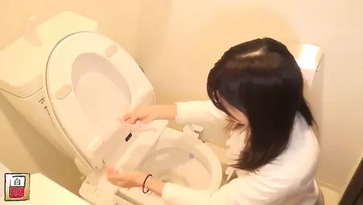 JG-502 05 Closely captured several days of poops. Filmed by Kasumi herself