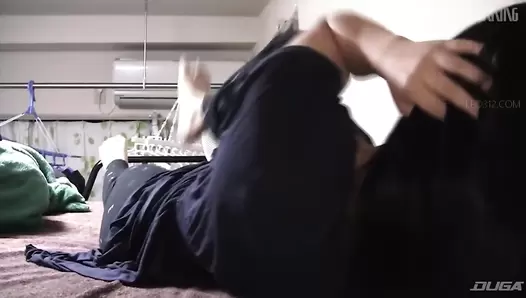 VRNET-084 Private life: poop self-portrait. Daily pooping and peeing videos with idol Maeda Mako