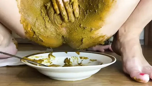p00girl - I pooped onto a plate and eat-I chew with a fork and smearing, Amateur Collection, p00girl - I pooped onto a plate and eat-I chew with a fork and smearing, Amateur Collection,
