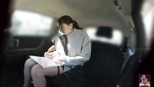 PGFD-094 06 Hidden camera: office ladies in business, car sickness, agony and vomiting.