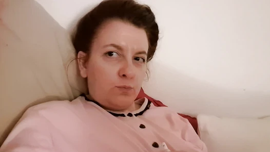 Nicolettaxxx - Intense farts with new pajamas