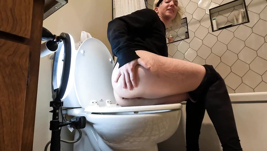 gassy - Classy poo comp 6