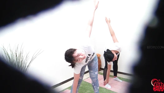 FF-684 04 Yoga class: farts and poops.
