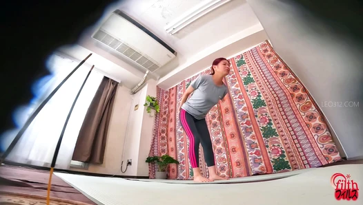 FF-684 06 Yoga class: farts and poops.