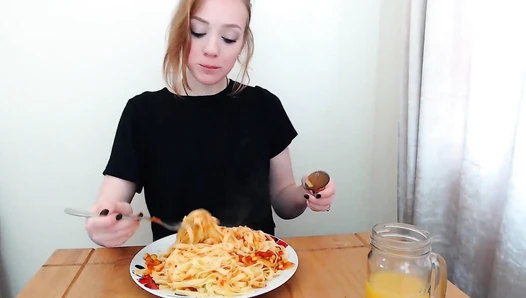 Spankmepink - Dine and Dump