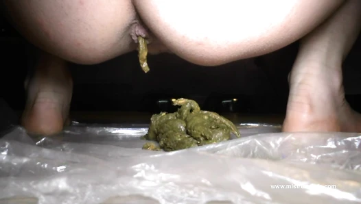 padronagaia - Mistress Gaia - Green shit