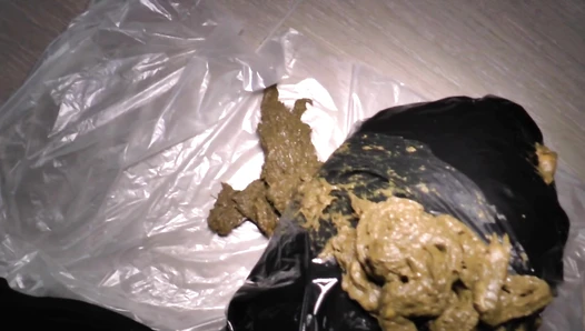 padronagaia - Mistress Gaia - Diarrhea on face