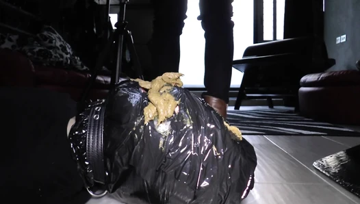 padronagaia - Mistress Gaia - Diarrhea on face