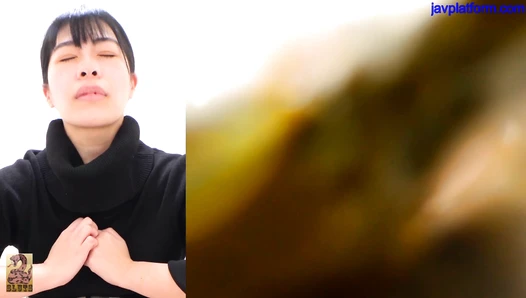 SR-100 09 Turtle W Full Shot Beautiful woman's ecstatic face poop and fart Slits