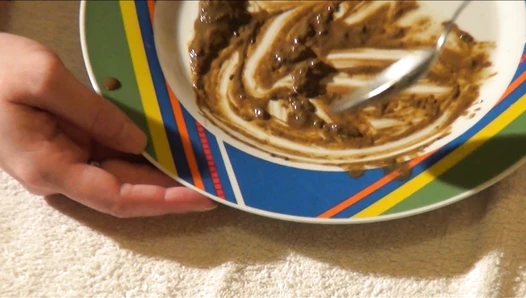 dirtyscatgirl - Eat my shit off the plate
