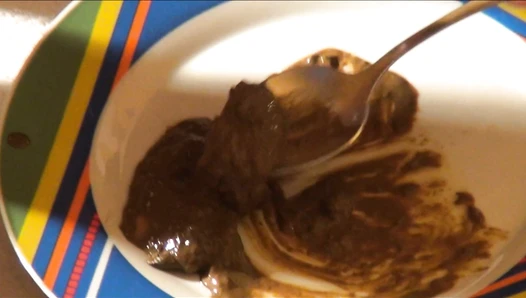 dirtyscatgirl - Eat my shit off the plate