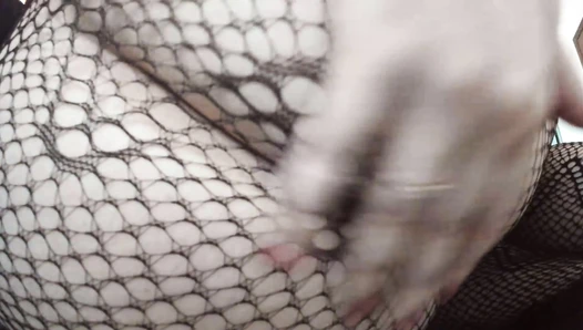 Nicolettaxxx - Sexy farts in fishnet pantyhose