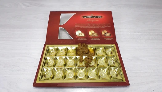 janet - Christmas Box