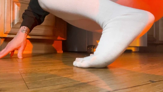 Sophia Sprinkle - Never-Ending Noisy Panty Poop