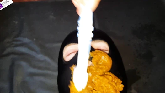 RosellaExtrem - Monster shit sausage! Brushing teeth with Scat!