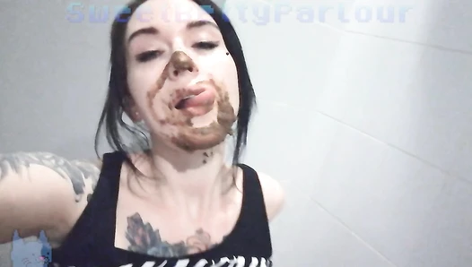DirtyBetty - Super Public Wc Extreme, Amateur Collection, 