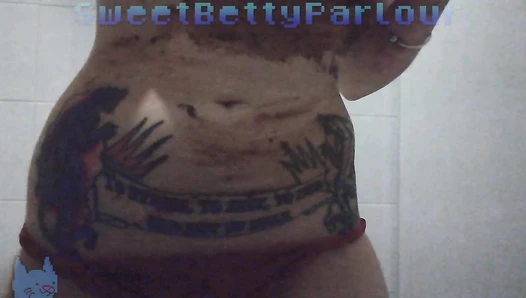 DirtyBetty - Super Public Wc Extreme