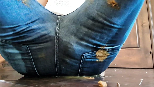 BetweenMyCheeks - Explosion in my jeans