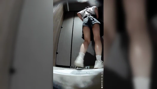 Womens Toilet In Hot Pot City 3