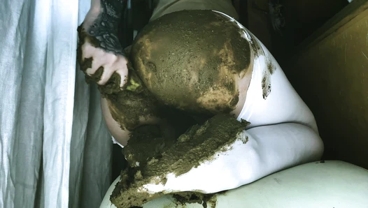 DirtyBetty - WTF? Scat Fetish? Give Me Two!